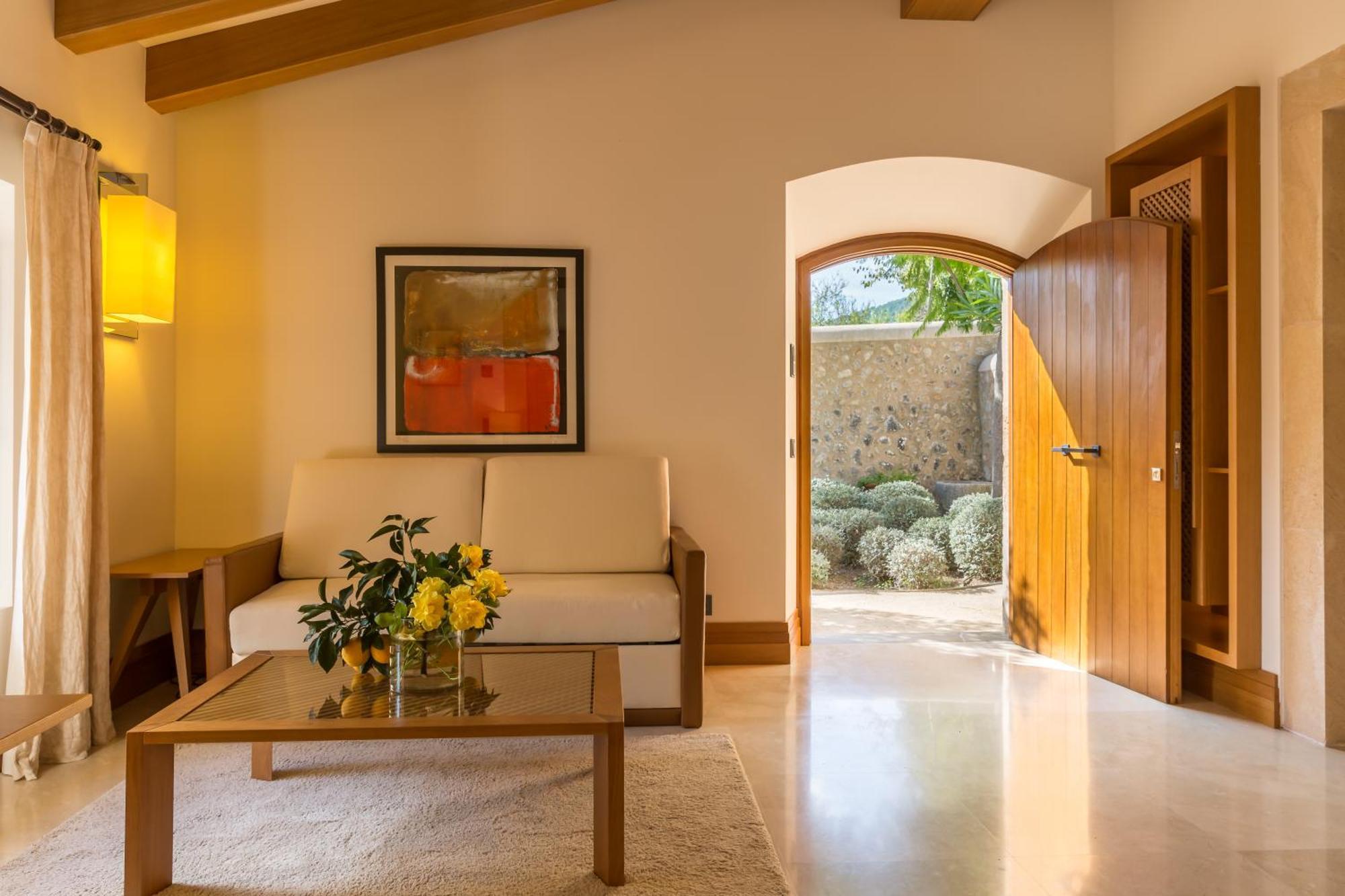 Castell Son Claret - The Leading Hotels Of The World Es Capdella Exterior foto