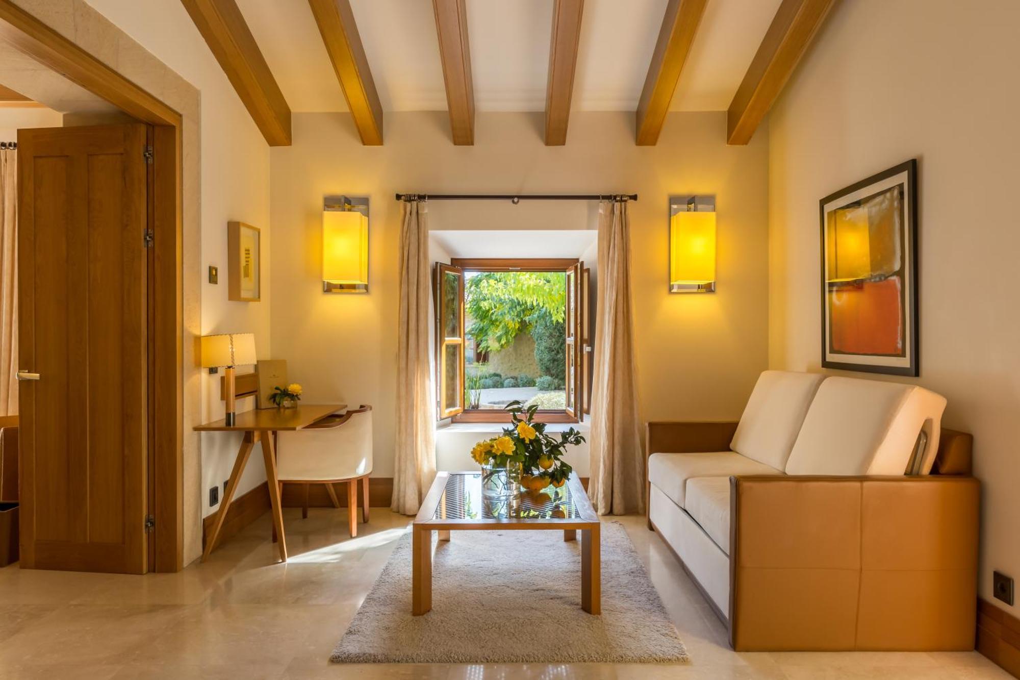 Castell Son Claret - The Leading Hotels Of The World Es Capdella Exterior foto