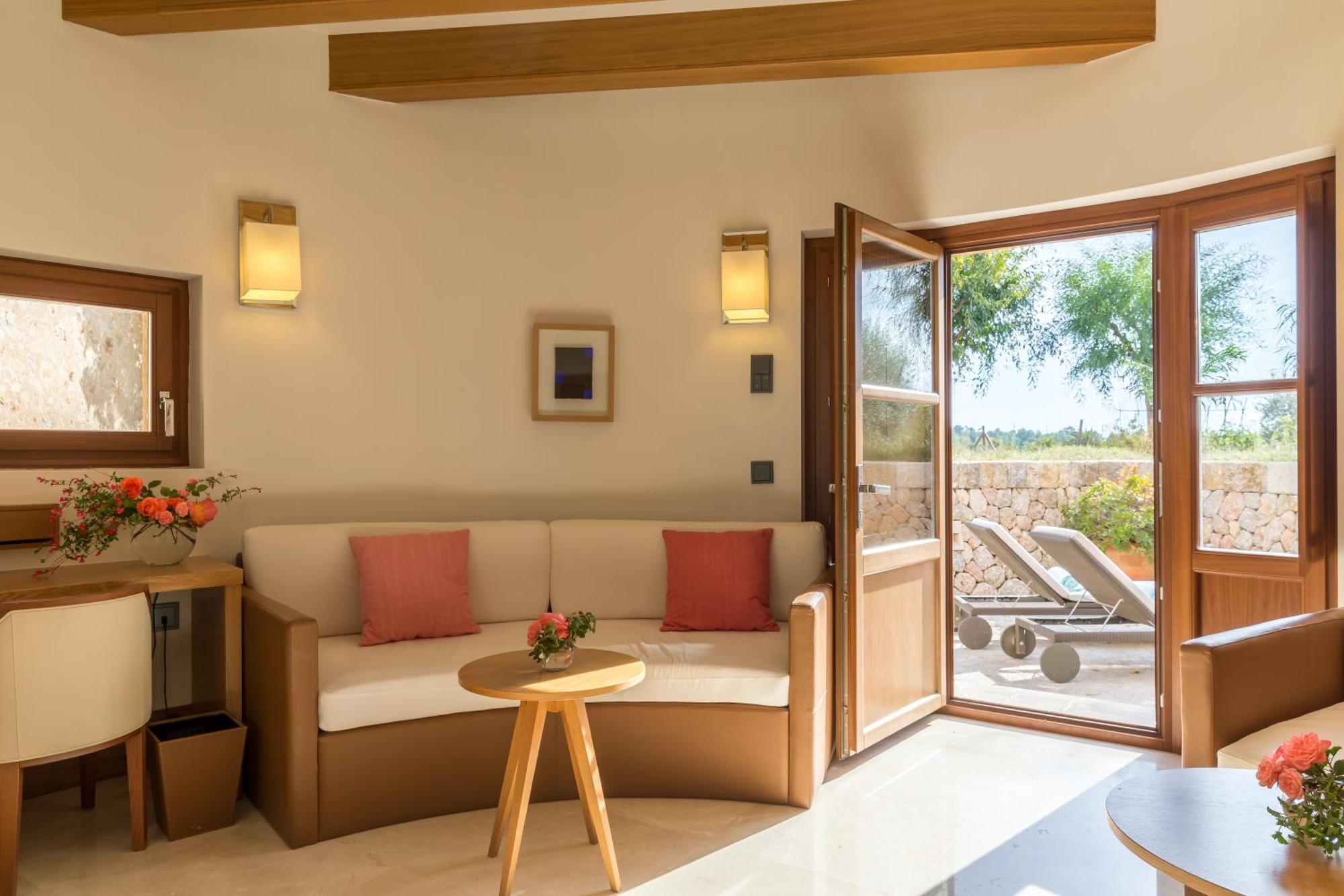 Castell Son Claret - The Leading Hotels Of The World Es Capdella Exterior foto
