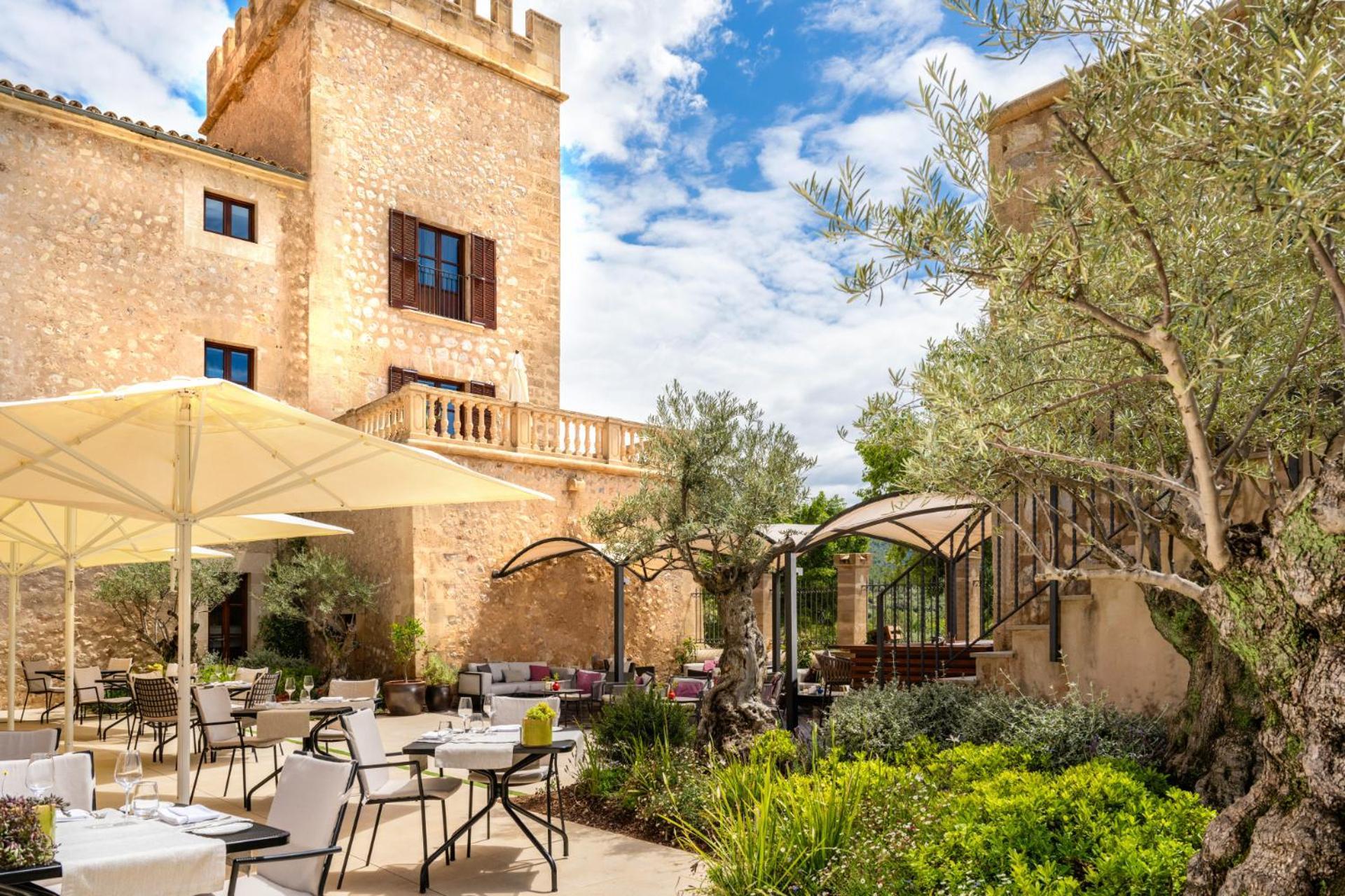 Castell Son Claret - The Leading Hotels Of The World Es Capdella Exterior foto